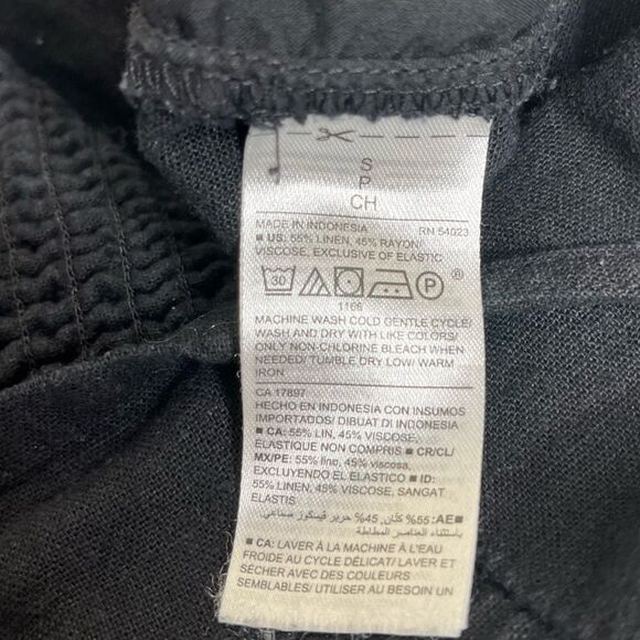 Old Navy Linen Rayon Black Jack Romper Overall Cropped Smocked Back Women Small - Picture 9 of 15